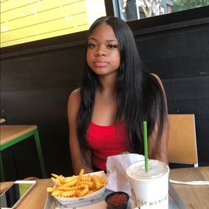 Meet your Posher, Michera